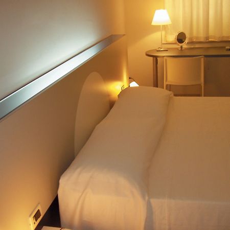 פלרמו Hotel Rainbow מראה חיצוני תמונה