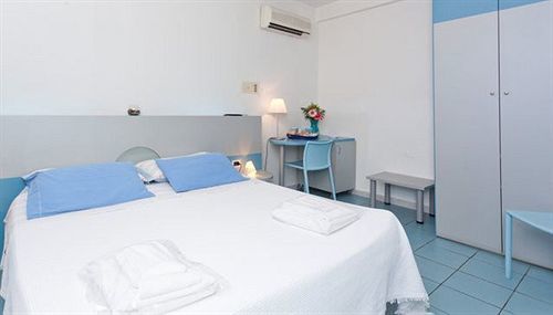 פלרמו Hotel Rainbow מראה חיצוני תמונה