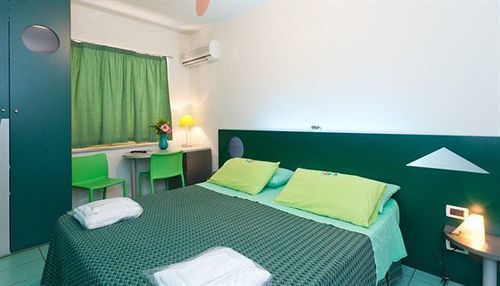 פלרמו Hotel Rainbow מראה חיצוני תמונה